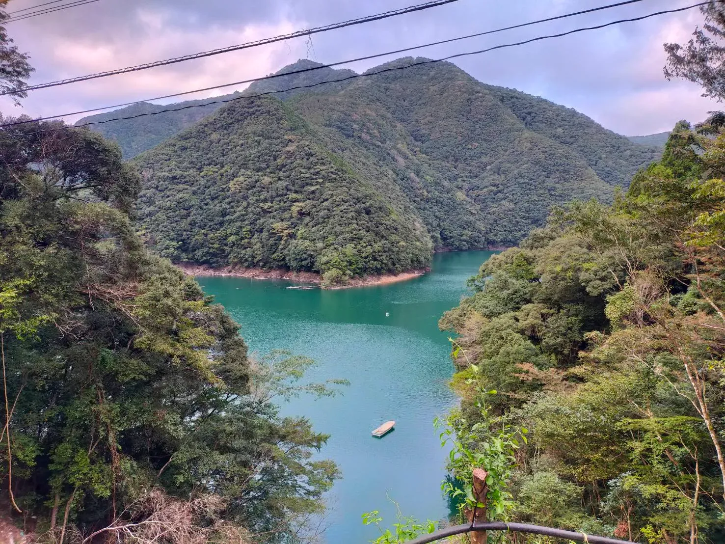 東米良のダムの景色
