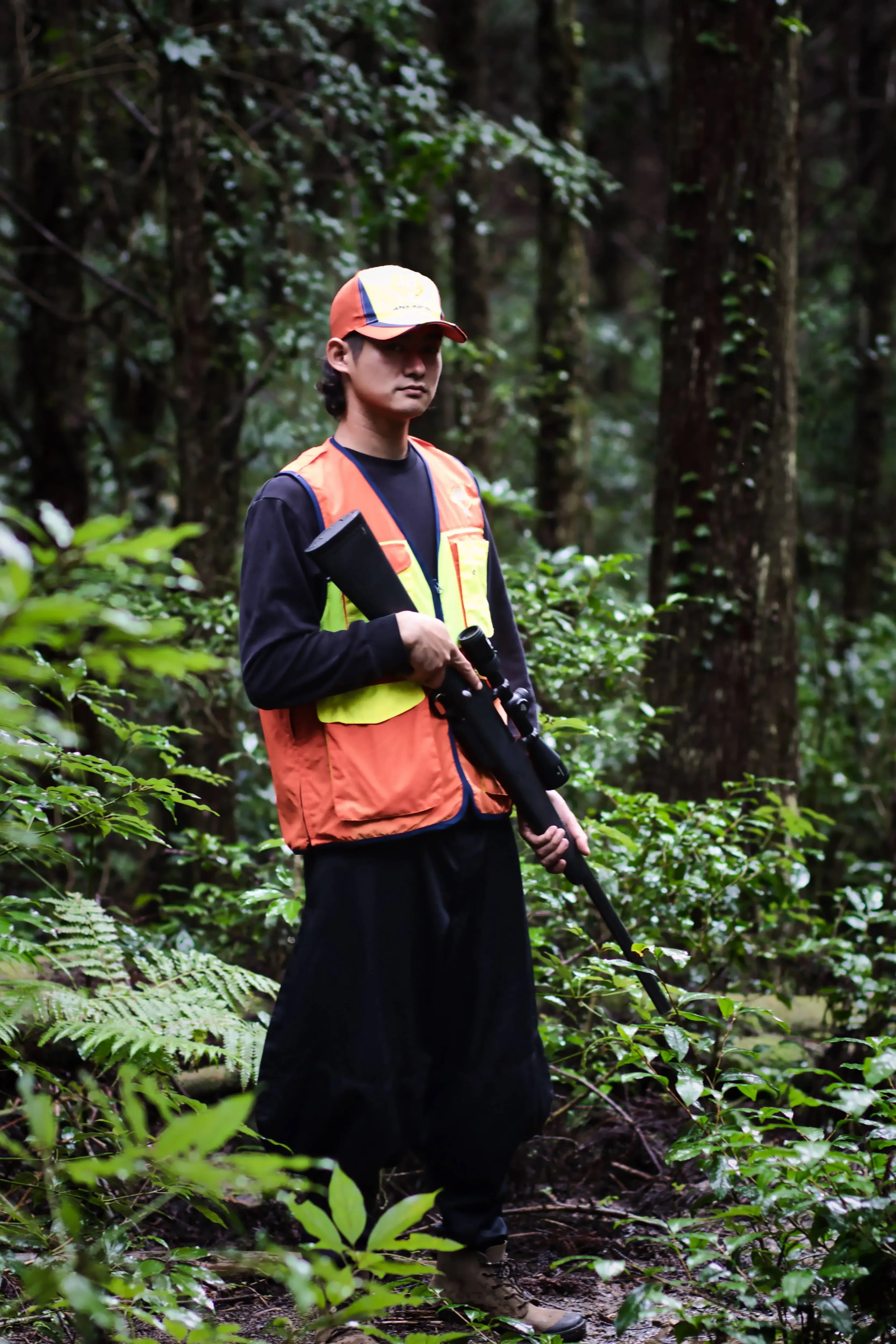林業の現場での作業風景